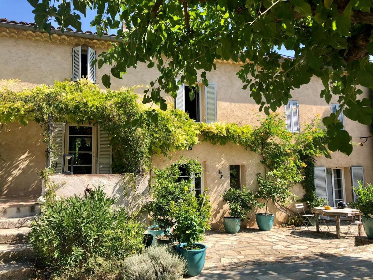 Domaine du Clos d'Alari Saint-Antonin-du-Var Exterior foto