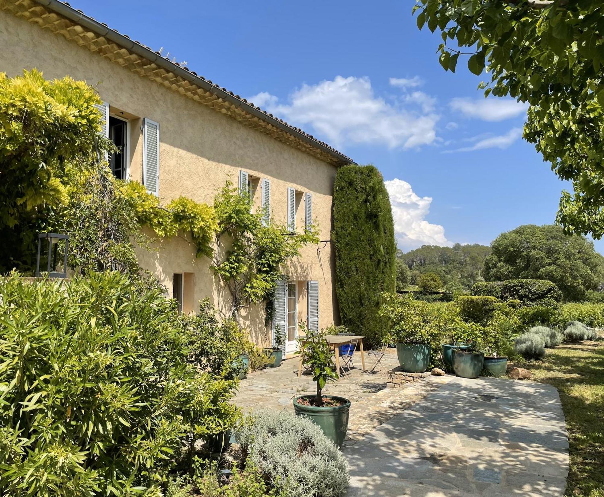 Domaine du Clos d'Alari Saint-Antonin-du-Var Exterior foto